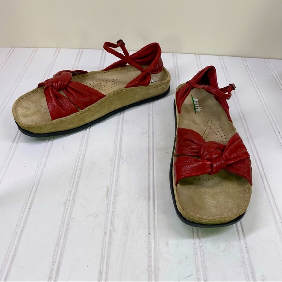 red earth shoes